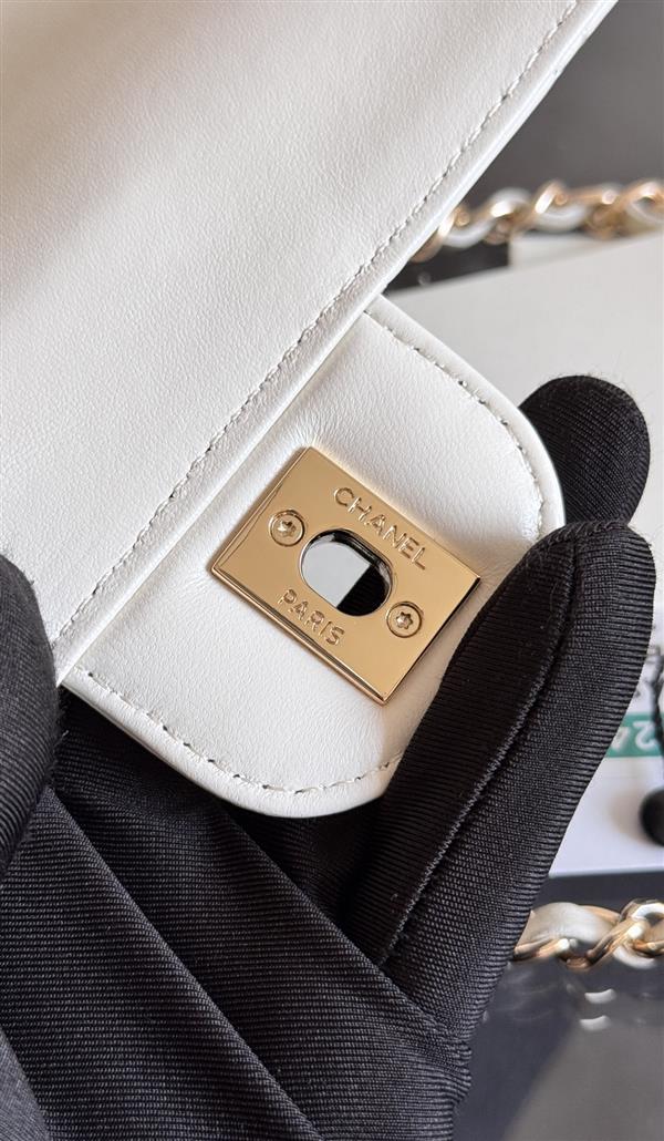 2026131222438823 700